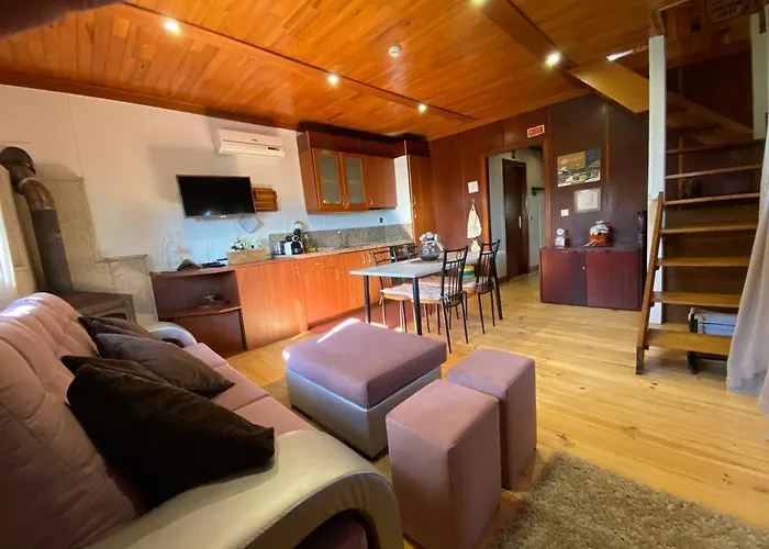 펜션 Turismo Homes Quinta Leiras De Mondim